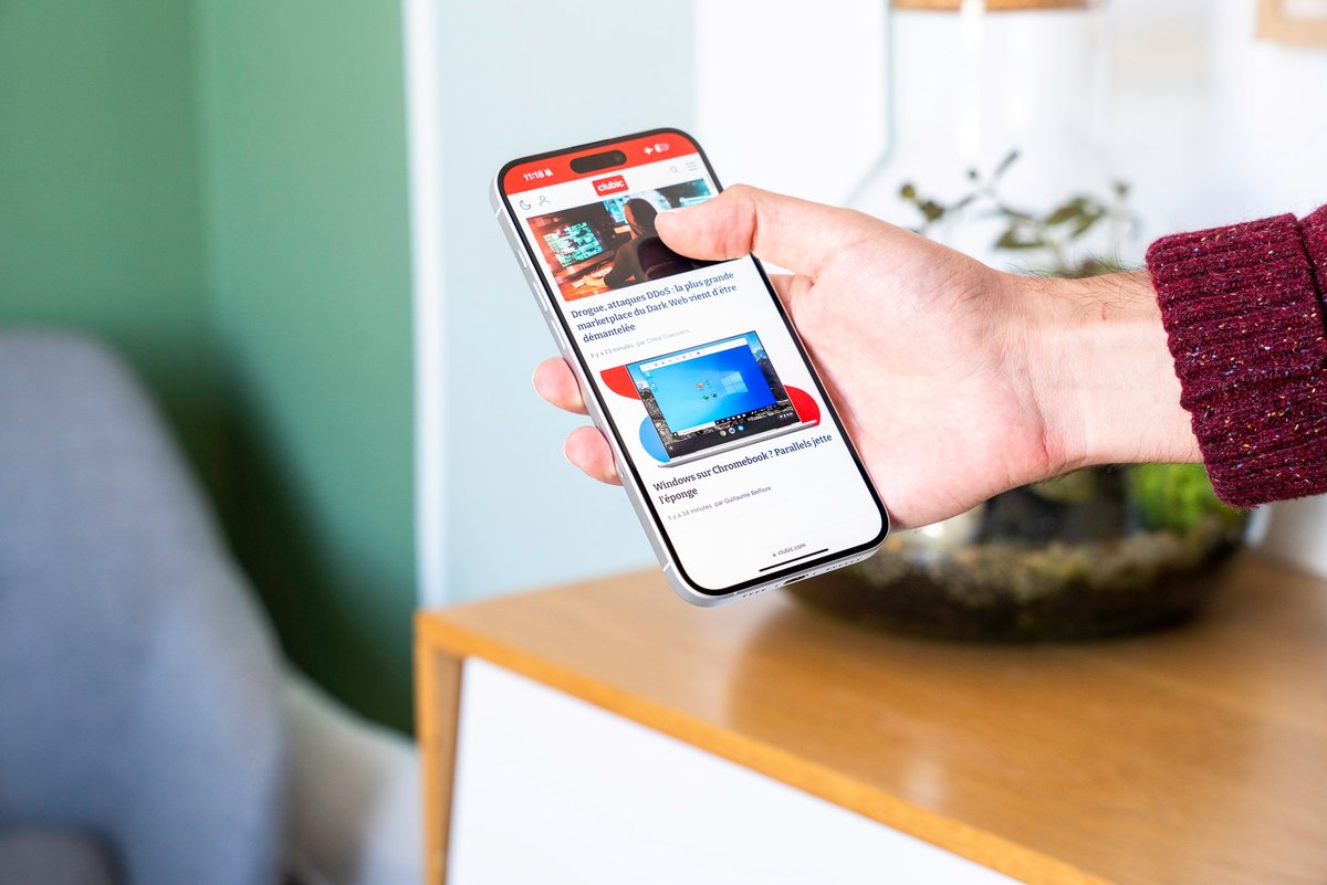 Ce modèle coûtera moins cher que les iPhone 16 © Pierre Crochart pour Clubic