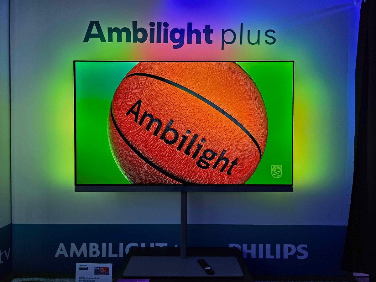 L'Ambilight Plus en démonstration à l'IFA 2024 © Matthieu Legouge pour Clubic