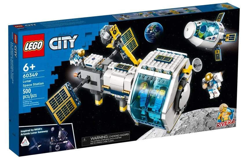 En assemblant une pièce par jour, vous aurez quand même terminé avant que la station Gateway soit en orbite. © Lego