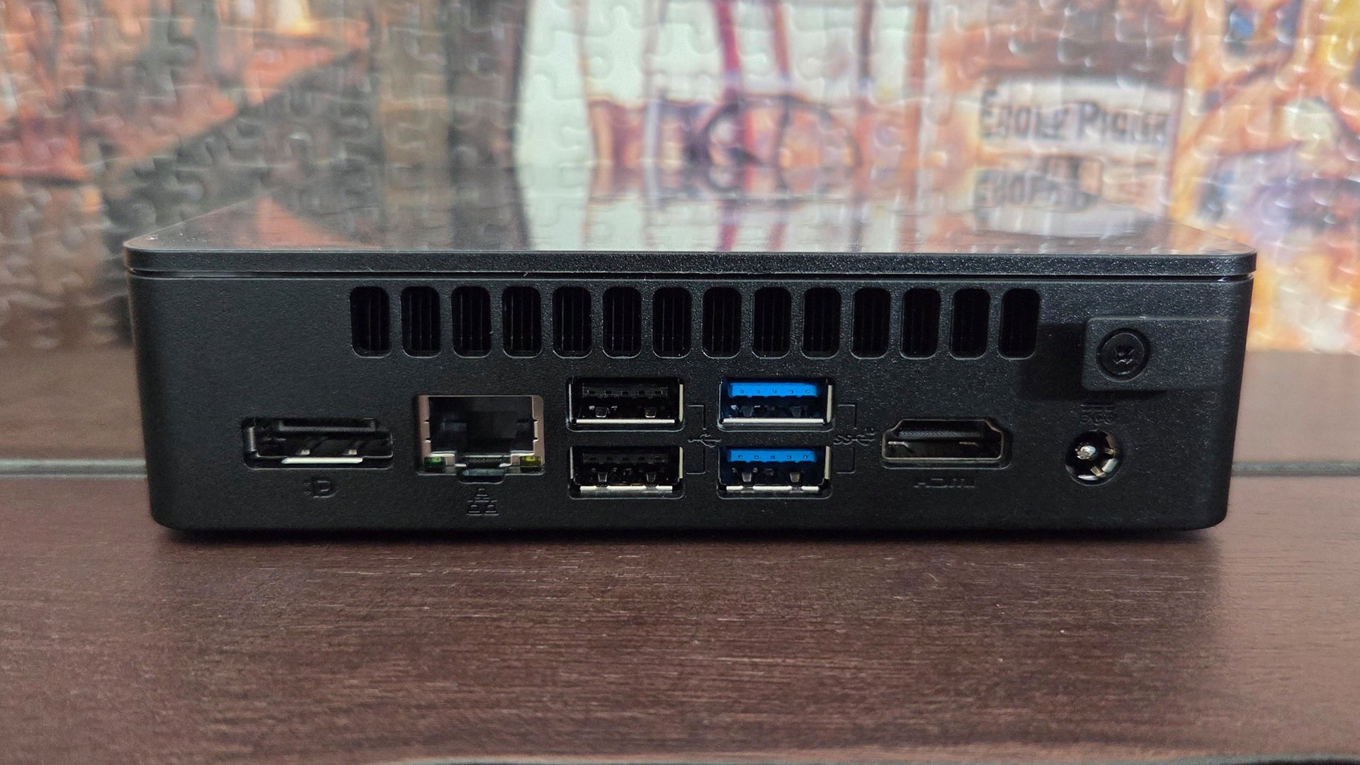 La connectique arrière du Geekom Air12 Lite. ©Nerces pour Clubic