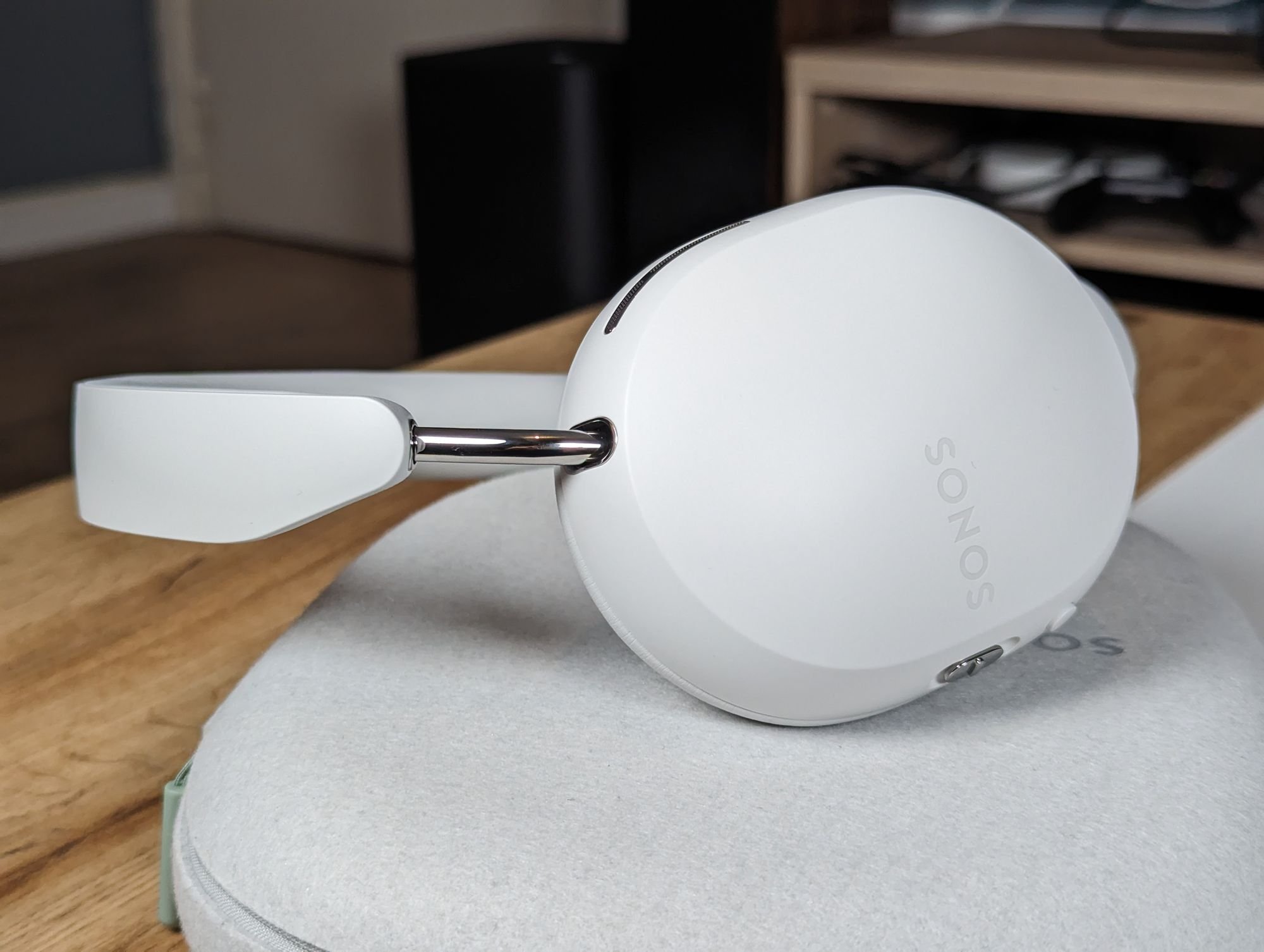 Voici le Sonos Ace, le tout premier casque de la marque du constructeur © Guillaume Fourcadier pour Clubic