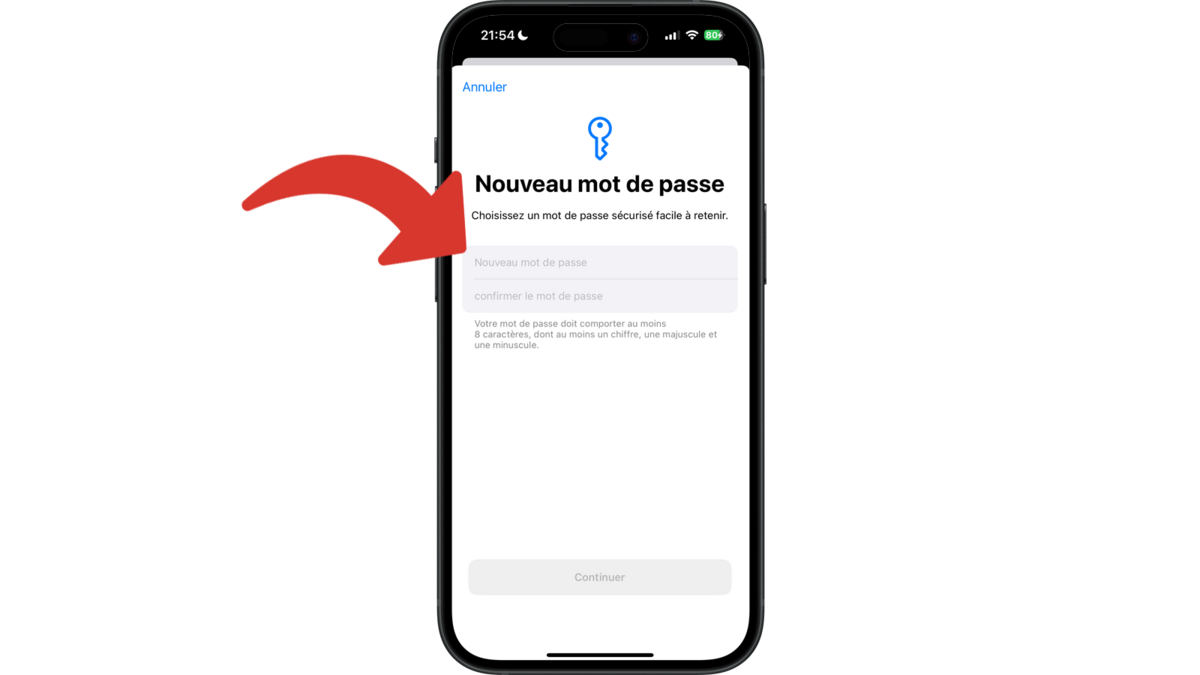 Saisir le nouveau mot de passe iCloud sur iPhone © Clubic