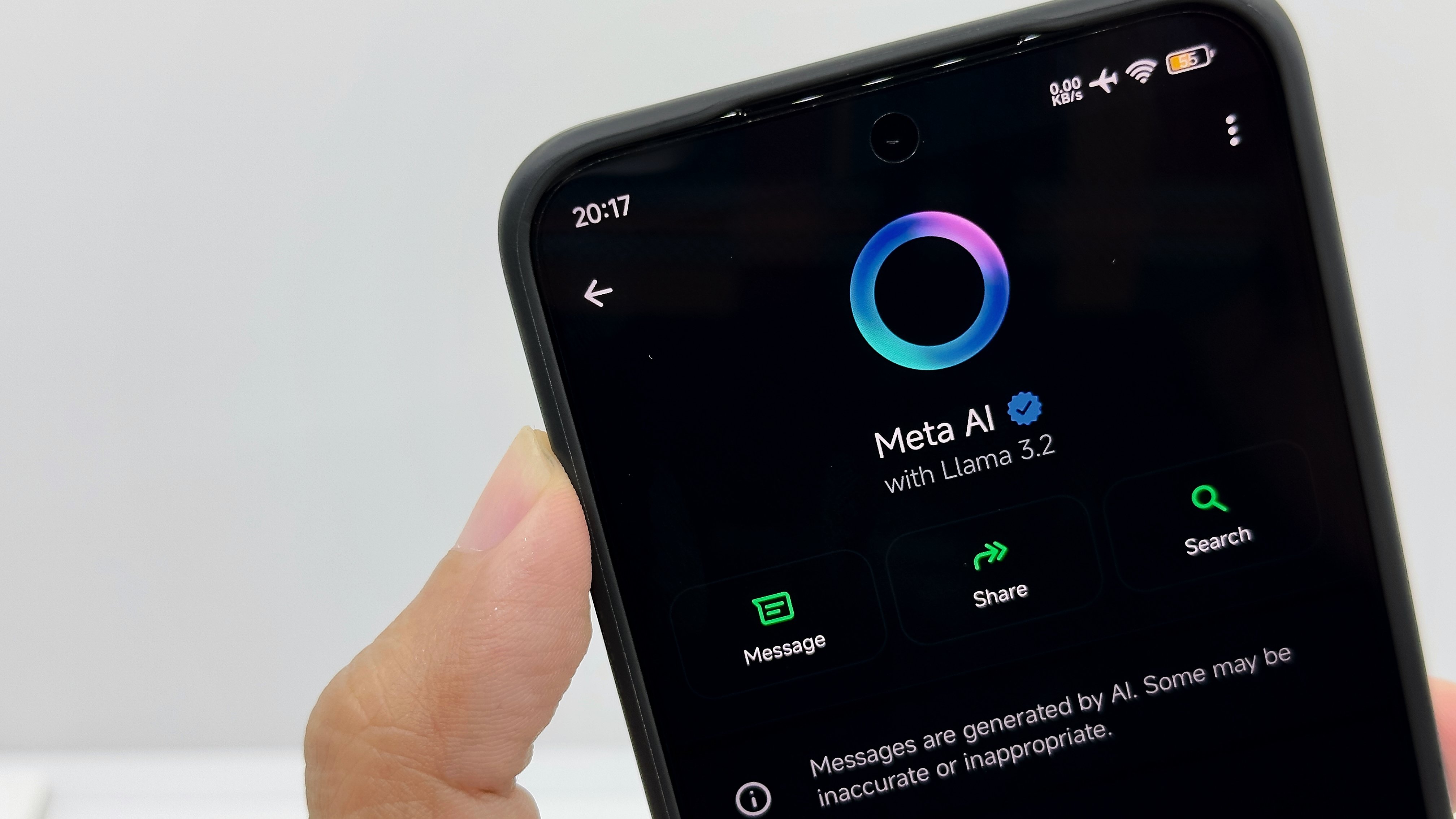 WhatsApp : bientôt des fonds d'écran boostés à l'IA ©Shutterstock