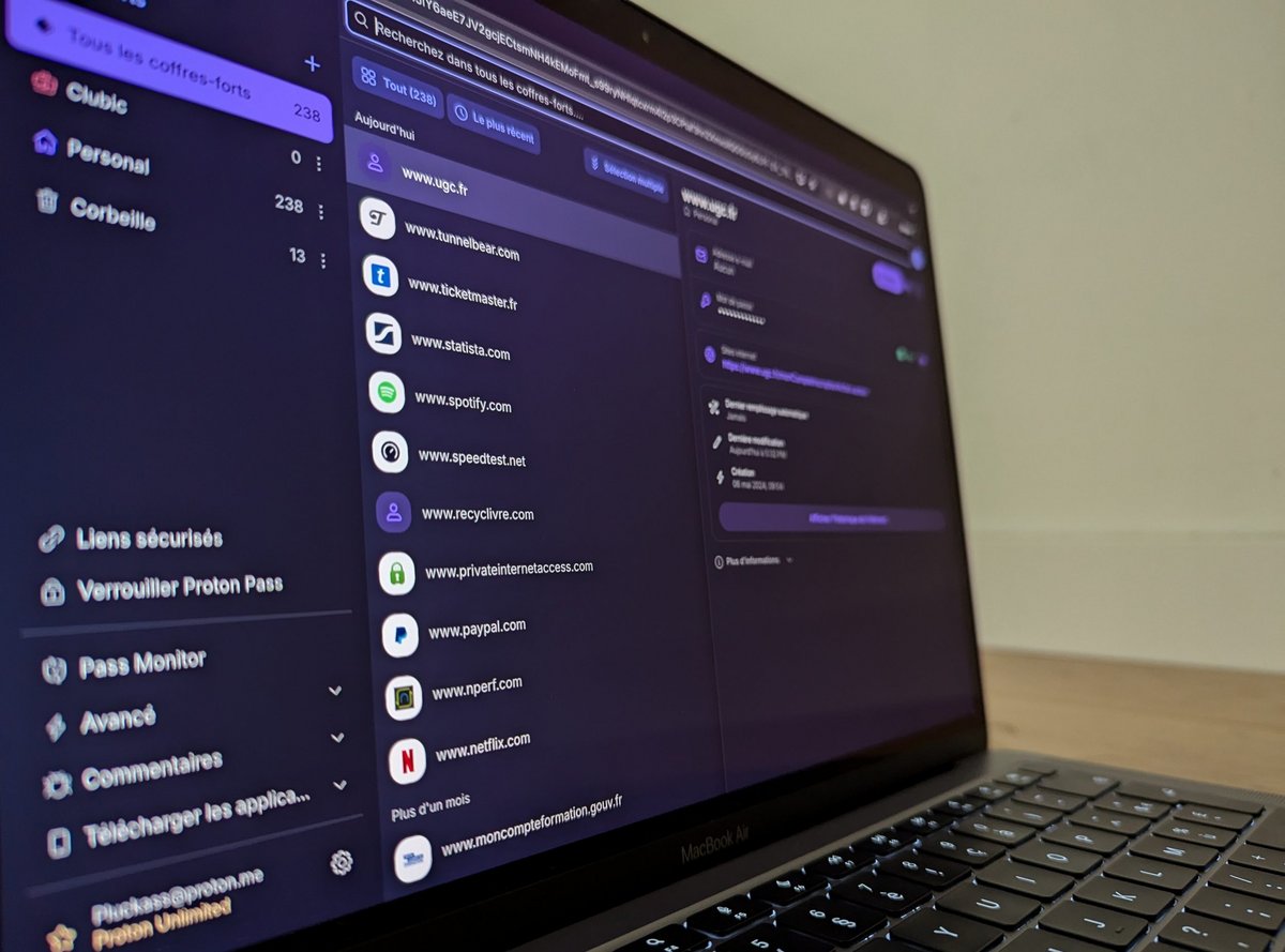 Comment Clubic teste les gestionnaires de mots de passe en toute transparence, indépendance et expertise