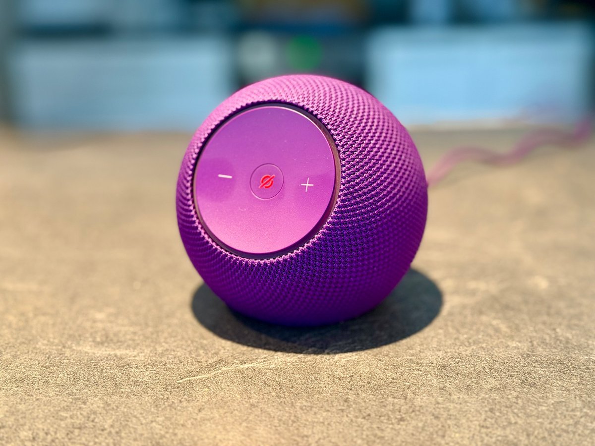 On peut toujours couper le micro en une pression, et on apprécie ©Mathieu Grumiaux pour Clubic