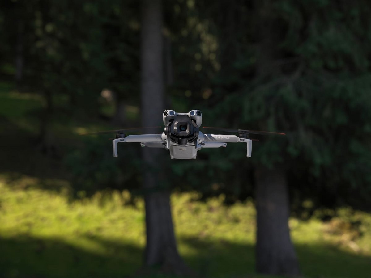 La caméra du Mini 5 Pro monte en gamme. ©DJI