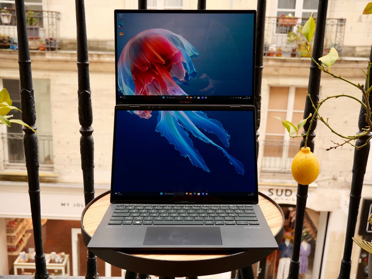 ASUS Zenbook Duo 2024