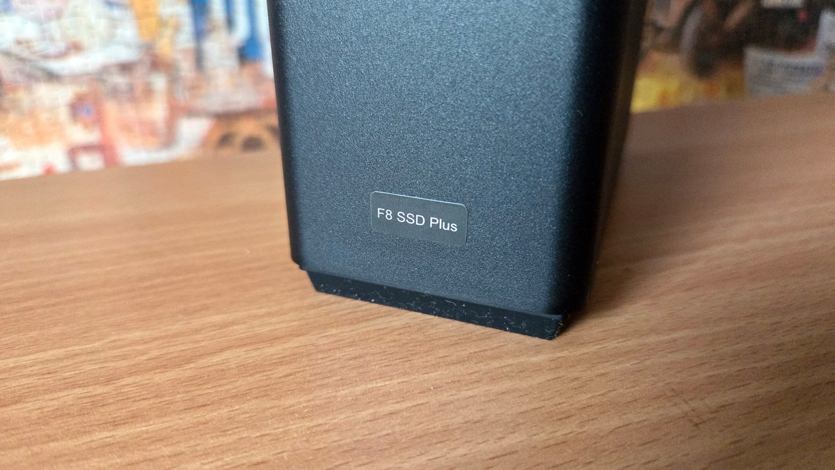 F8 SSD Plus... Mais si, c'est écrit dessus ! ©Nerces pour Clubic