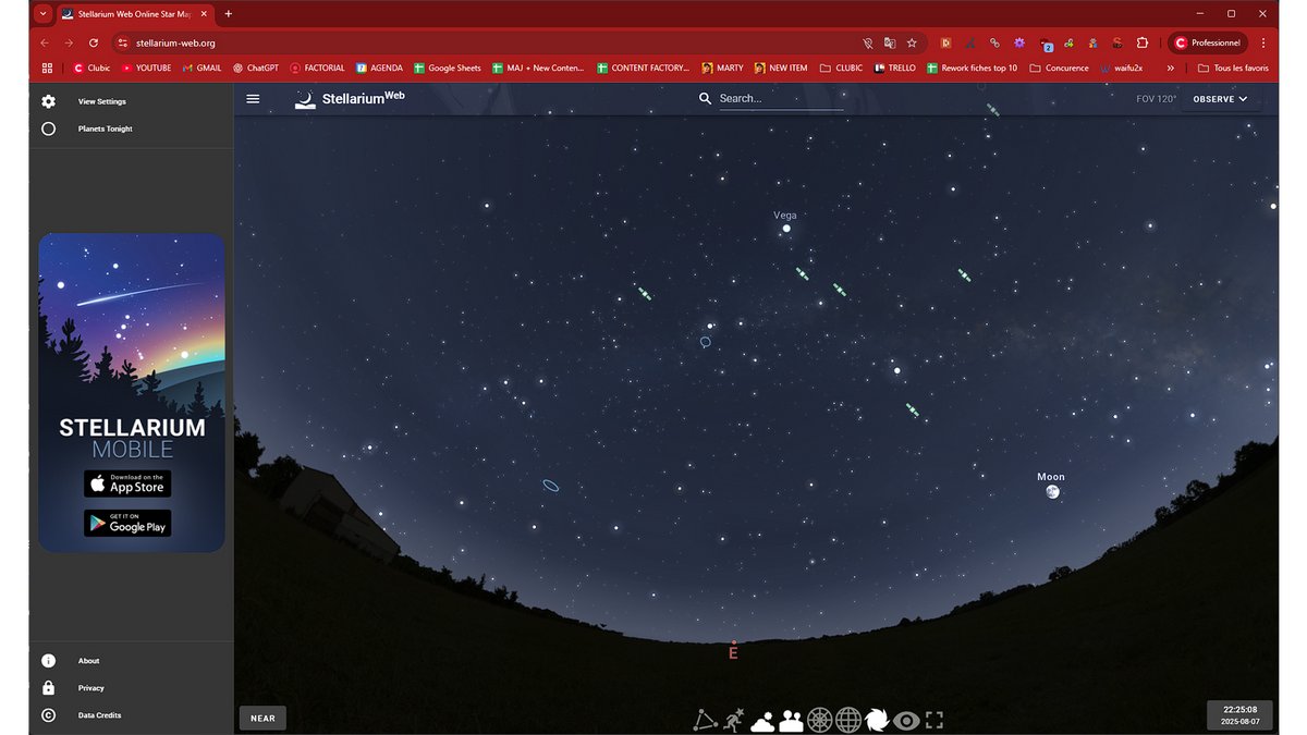 Stellarium simule un ciel ultra-réaliste en temps réel, selon votre position et l’heure. Étoiles, planètes, constellations multiculturelles, éclipses… tout y est, avec un rendu fluide et précis - © Stellarium