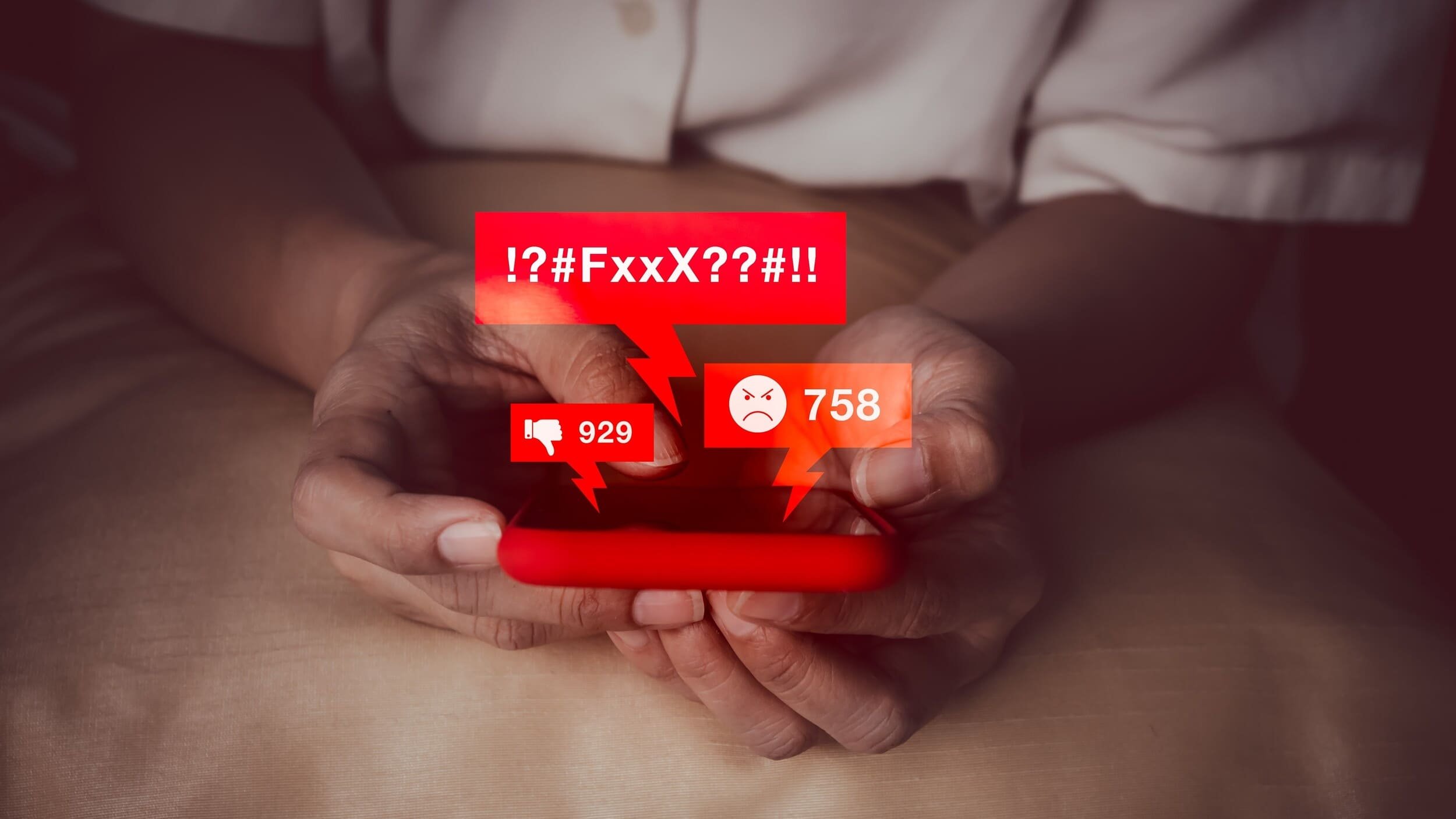 Après l'Assemblée nationale, le Sénat a adopté à son tour la proposition de loi « Protéger les mineurs des risques des réseaux sociaux ». © tete_escape / Shutterstock