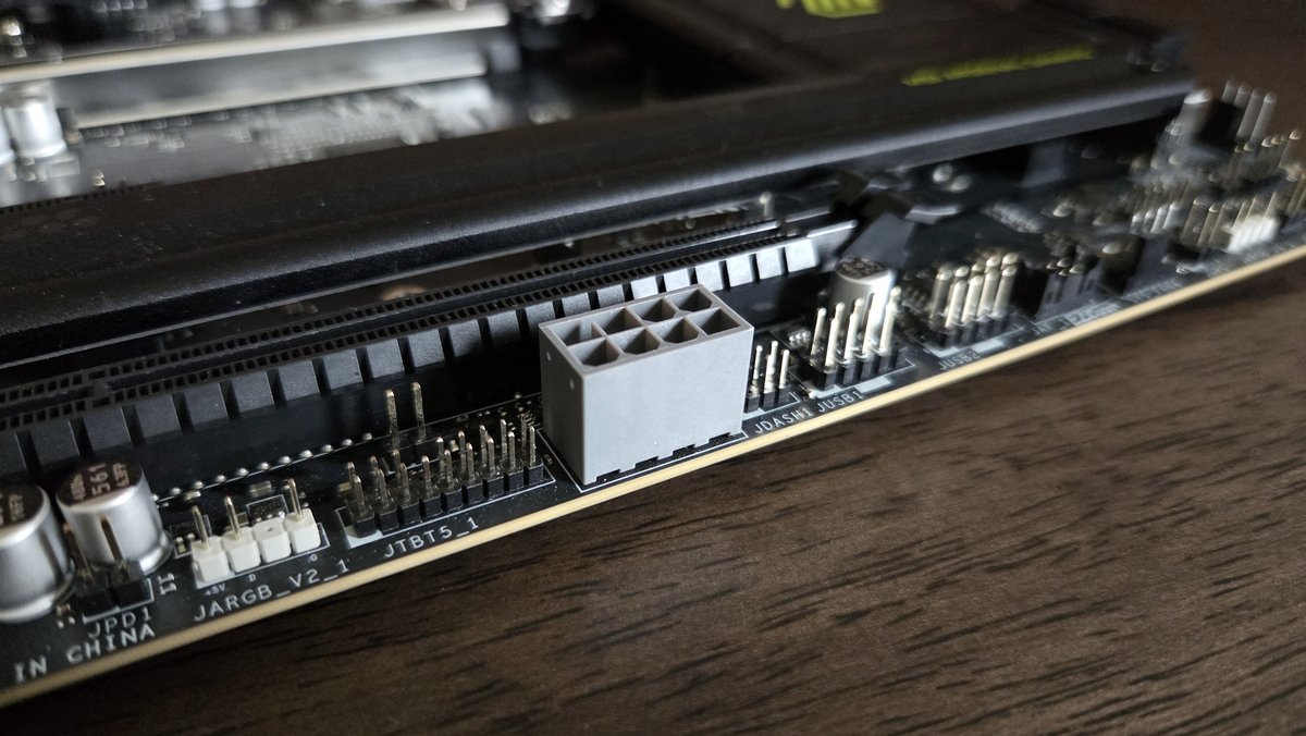 MSI MAG B860 Tomahawk WiFi