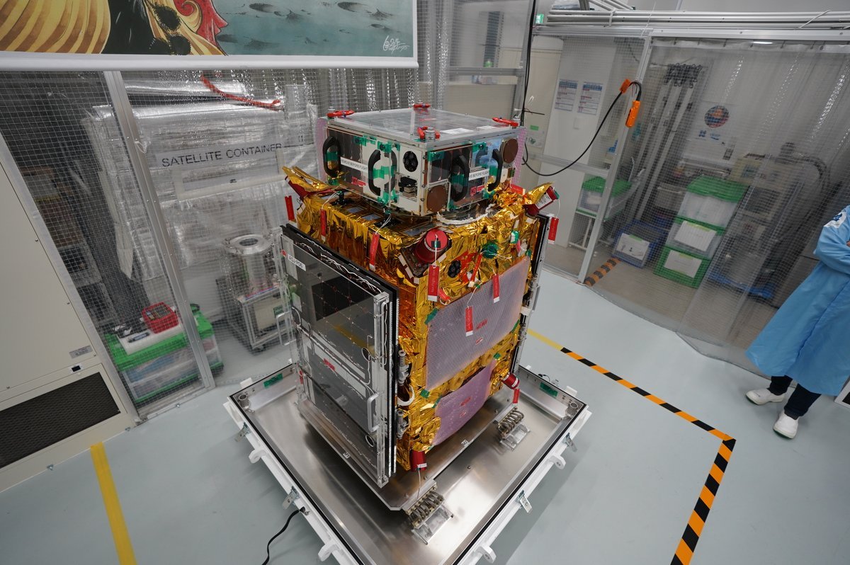 Le satellite ELSA-D et son petit démonstrateur, dans leur configuration de lancement. Crédits : Astroscale
