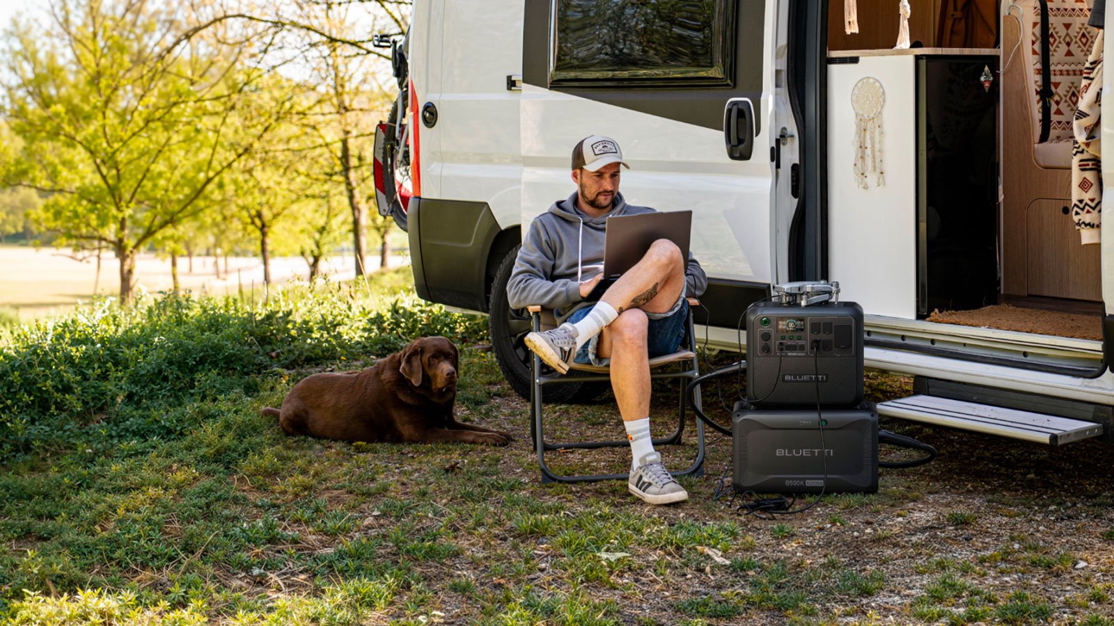 Polyvalente, la Bluetti B500K s’adapte à de nombreux systèmes et accessoires de la marque, en solo ou en extension. ©Bluetti