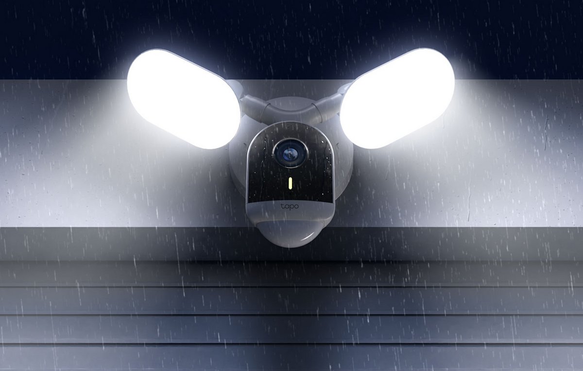 La Tapo C720 se distingue par ses puissants projecteurs de 2 800 lumens © TP-Link