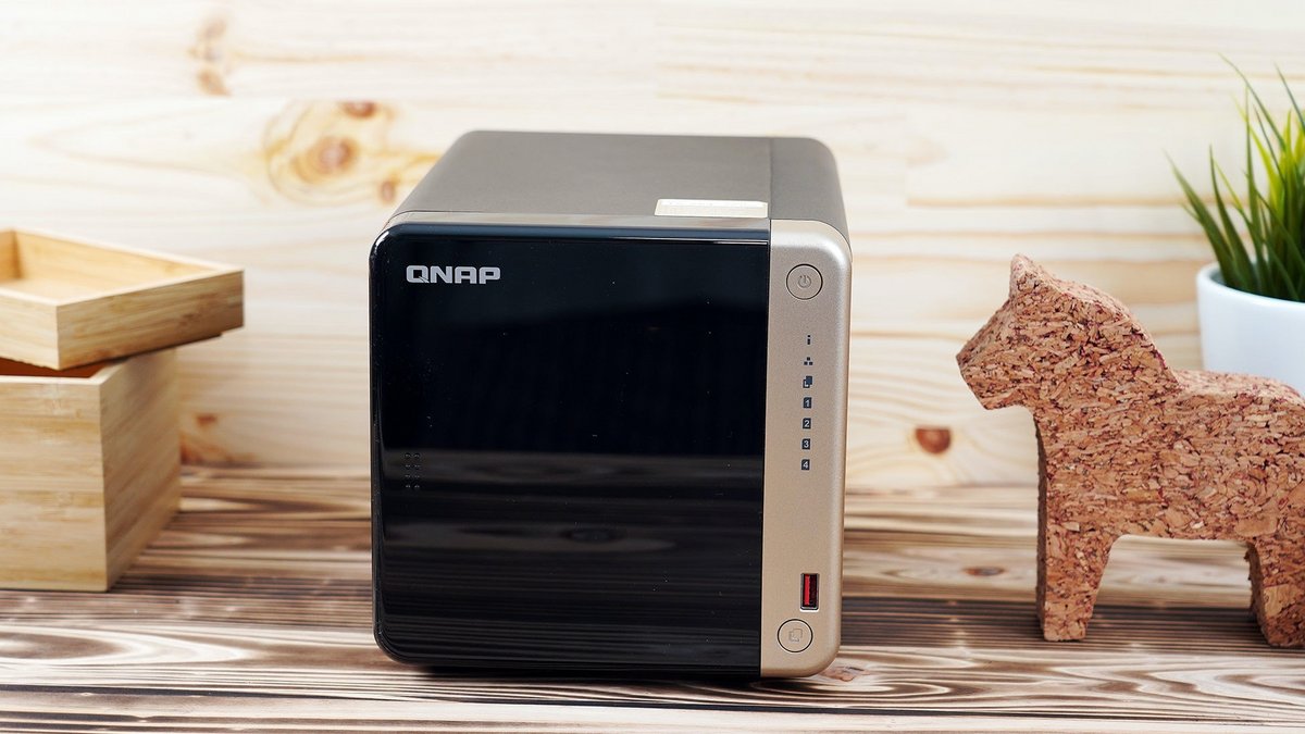 QNAP TS-464-4G : un NAS élégant et diablement performant © QNAP