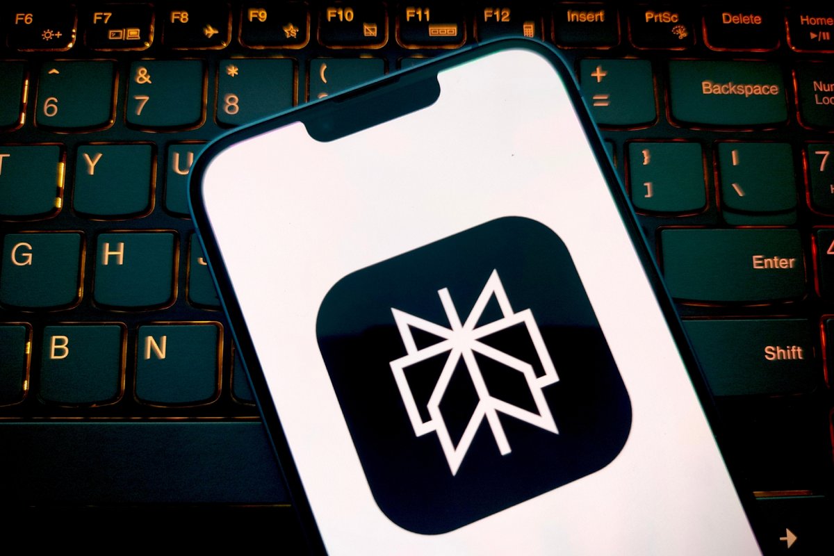 Perplexity AI à nouveau accusée de violation de propriété intellectuelle. ©Stock all / Shutterstock