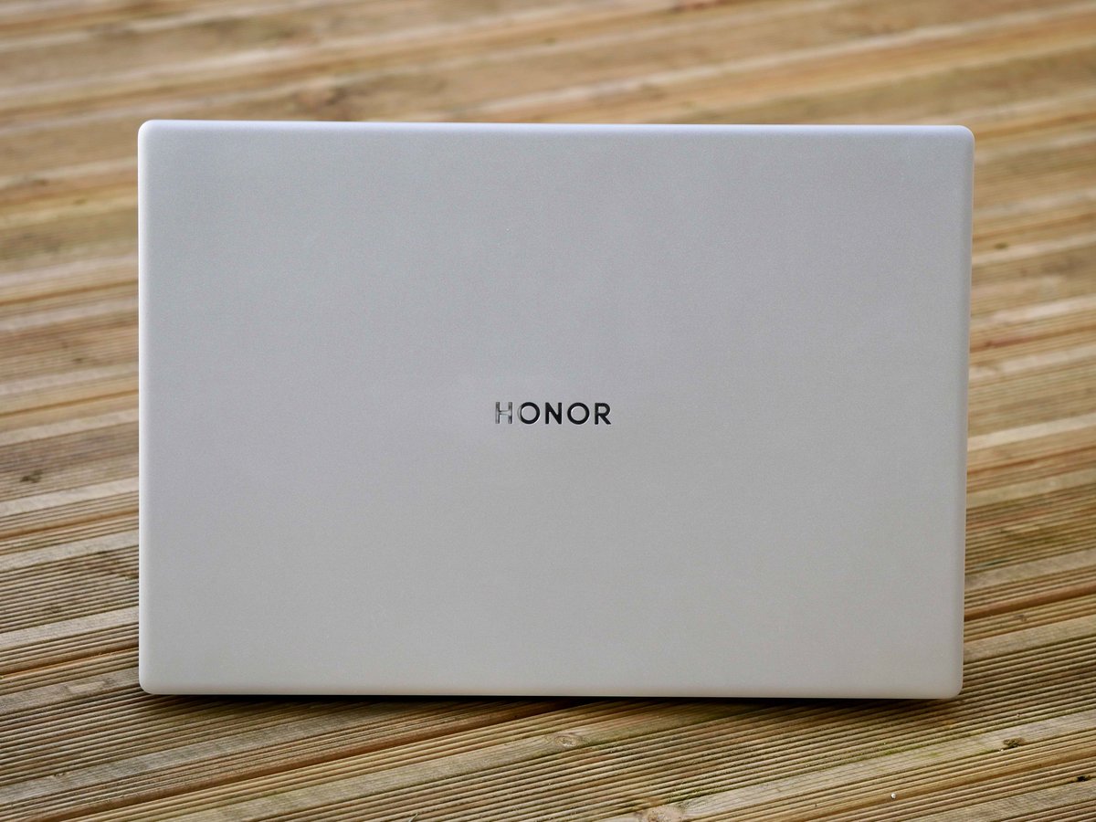 Honor MagicBook X 16-18