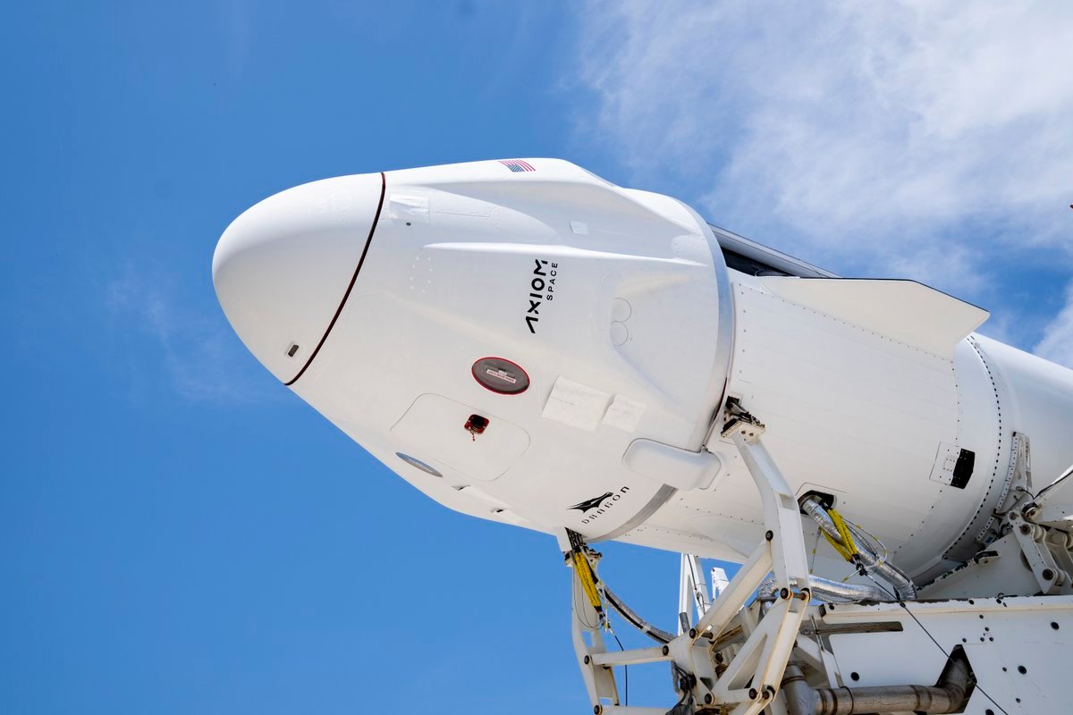 La capsule Crew Dragon est repeinte entre chaque vol... Heureusement ! © SpaceX