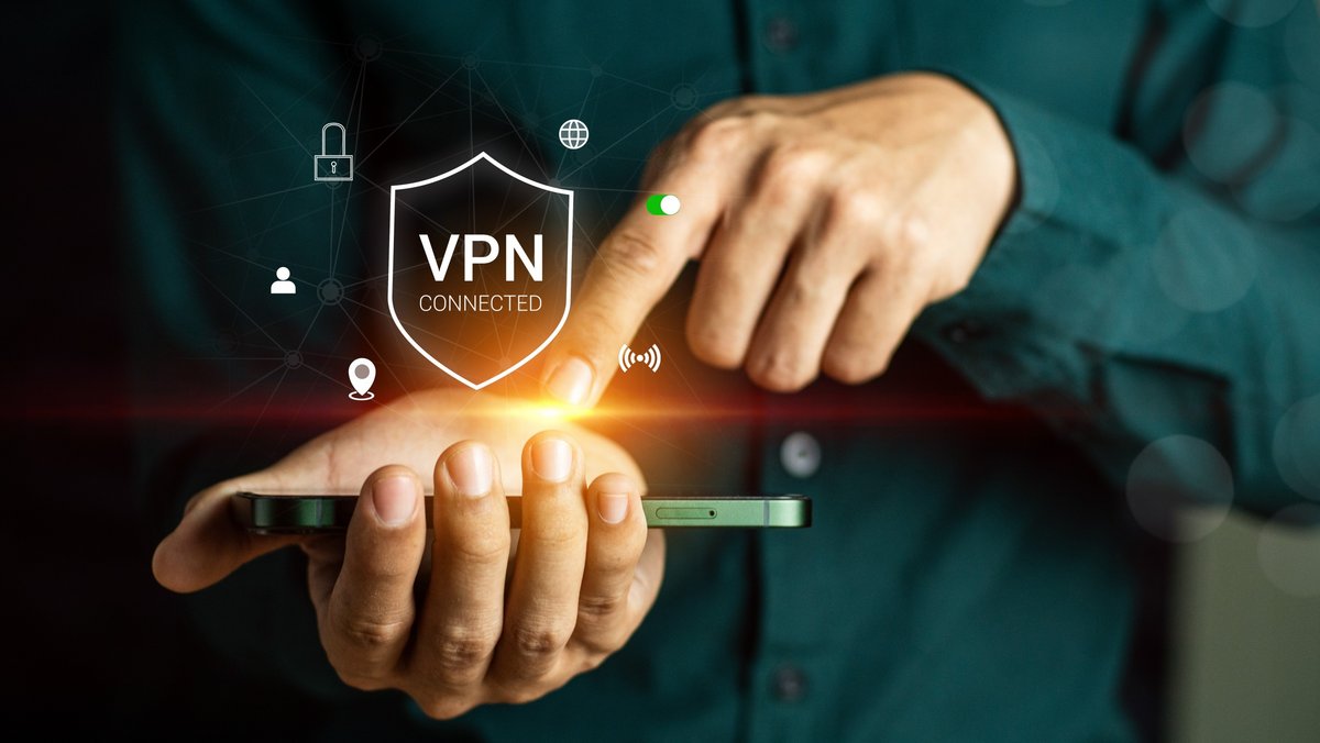 7 usages malins du VPN pour une navigation plus libre et sécurisée © earth phakphum / Shutterstock