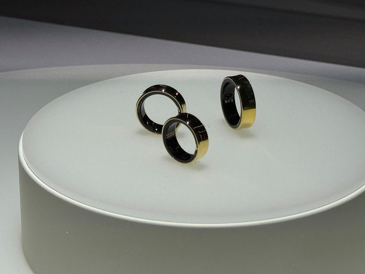 La première bague connectée du géant coréen sera déclinée en plusieurs tailles et finitions. © Colin Golberg pour Clubic