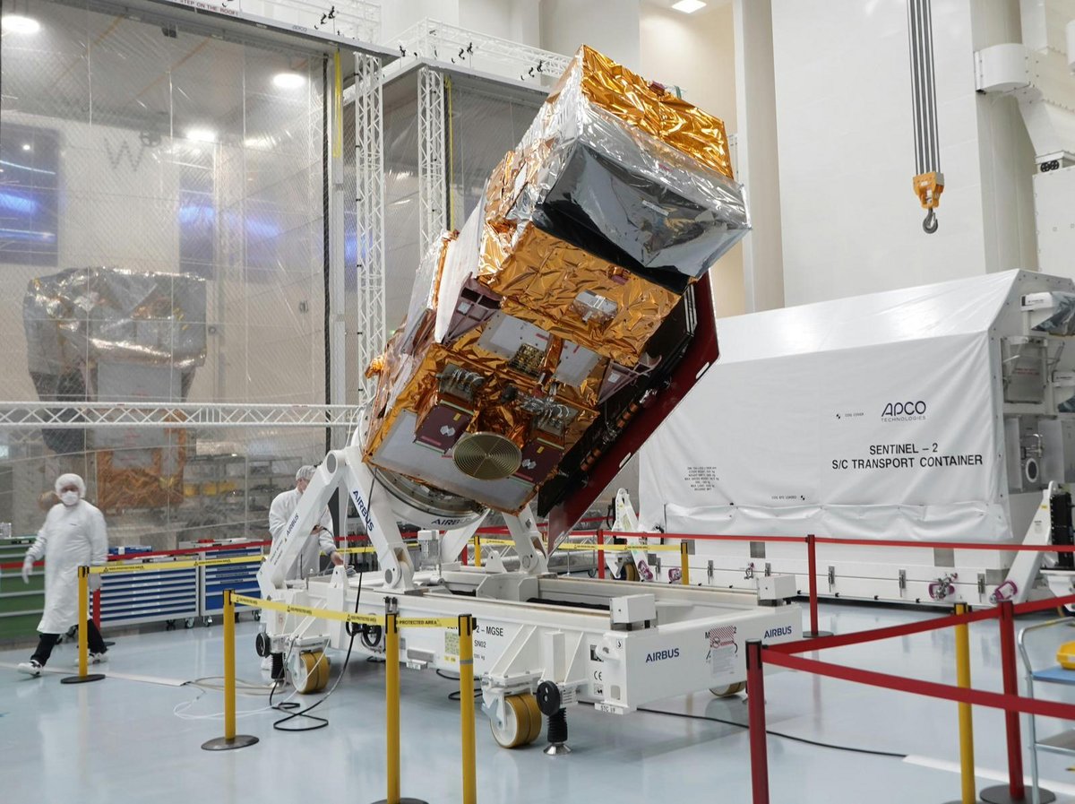 Le satellite Sentinel 2C en préparation dans les locaux d'Airbus © Airbus Defence & Space 2024