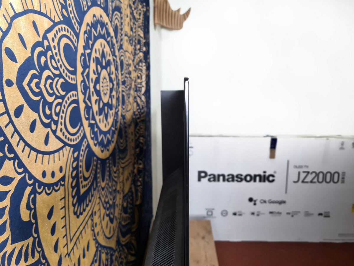 Test Panasonic TX-65JZ2000E