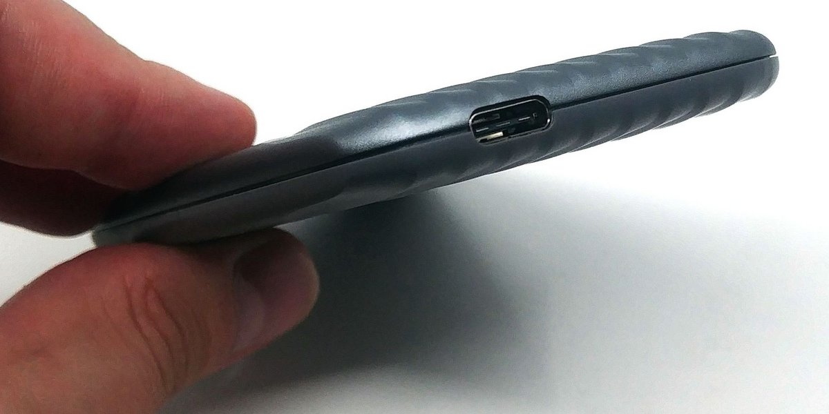 Le connecteur USB-C sur l'arrière du SSD © Nerces pour Clubic