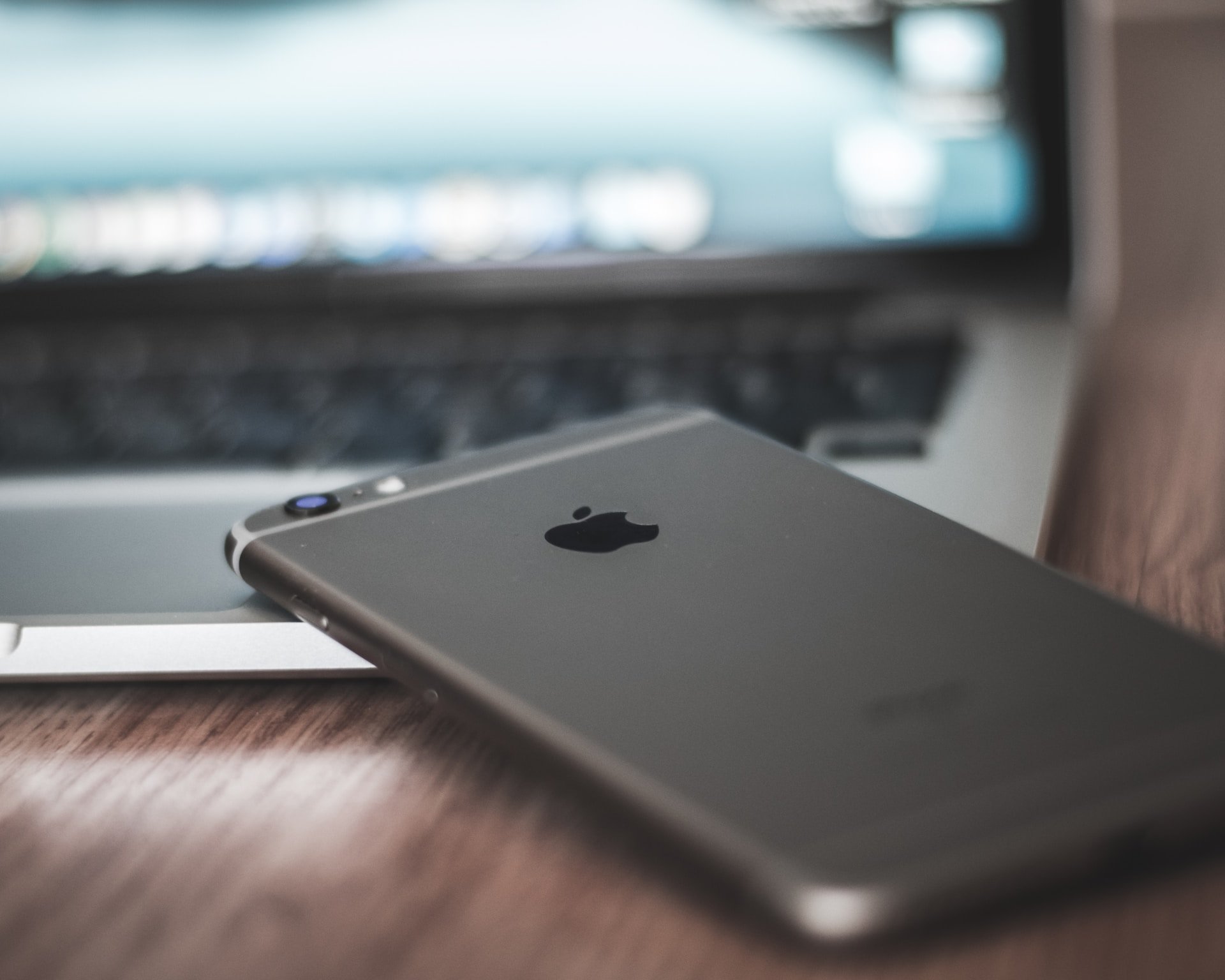 Un iPhone 6, pour illustration © Altumcode / Unsplash