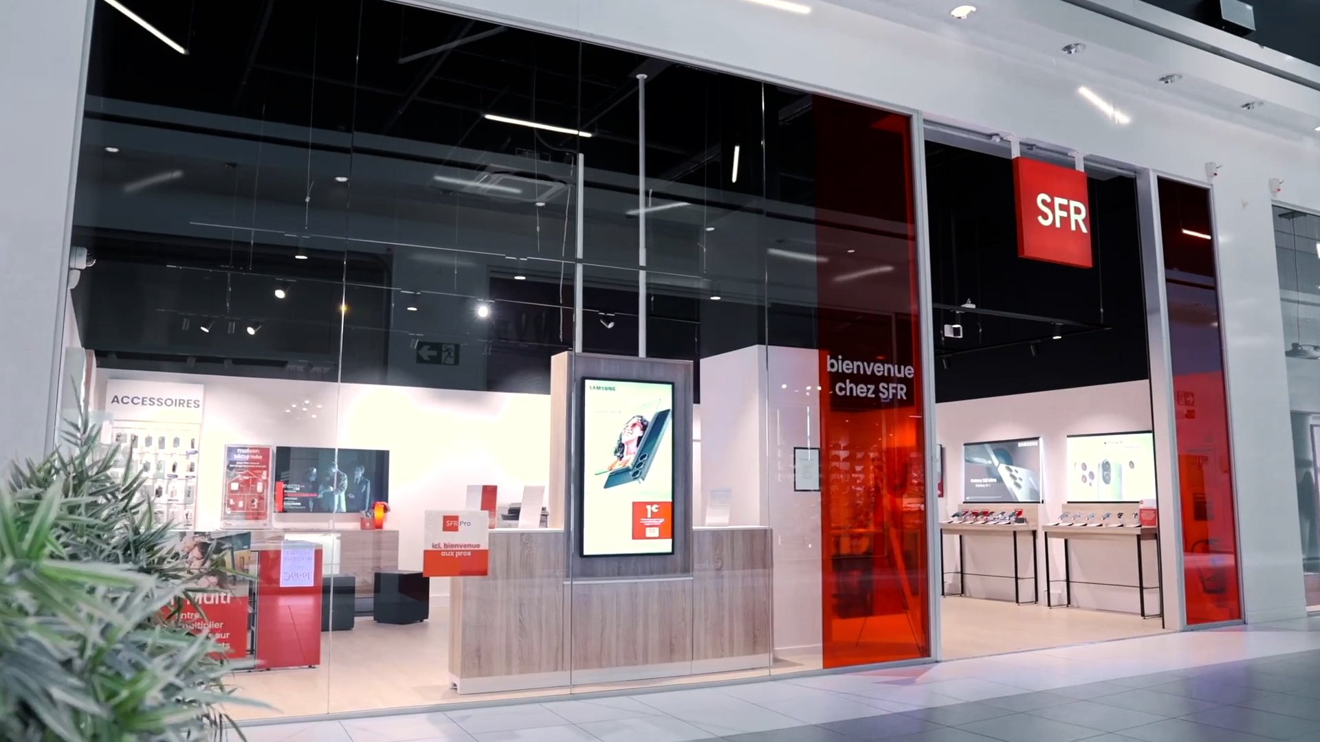 SFR a inauguré son premier Eco Content Store © SFR