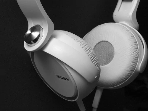 01F4000008788824-photo-casque-supra-auriculaire.jpg