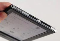 00C8000004163020-photo-sony-reader-prs-650-connectique2.jpg
