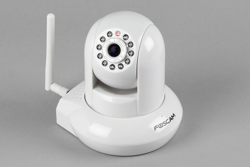 Foscam FI8910W la caméra motorisée à petit prix