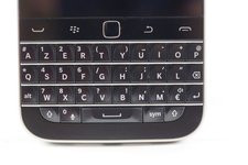 0000009607903433-photo-blackberry-classic-clavier.jpg