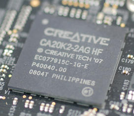 000000EB01539246-photo-creative-sound-blaster-x-fi-titanium-4.jpg