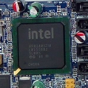 012C000006167470-photo-acer-liquid-e2-photo-scene-detail-2.jpg