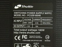 00D2000000071067-photo-shuttle-st62k-une-alimentation-externe.jpg