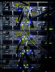 00B4000005958090-photo-baies-de-brassage-quipements-dossier-peering.jpg