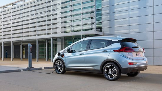 0226000008311938-photo-chevrolet-bolt-ev.jpg