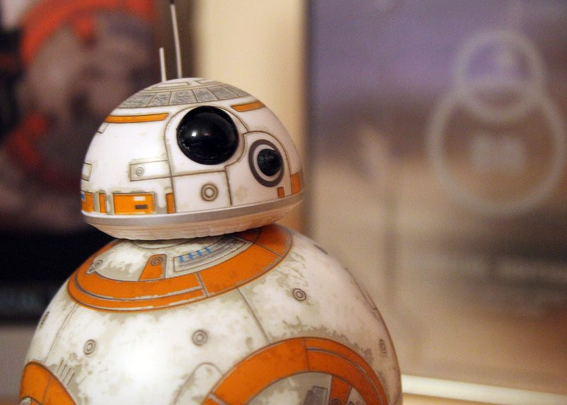 0320000008551906-photo-bb-8-battleworn-forceband-sphero.jpg