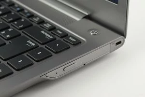 012C000005014500-photo-ultrabook-samsung-series-5.jpg