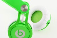 00C8000006101770-photo-beats-neon-mixr5.jpg