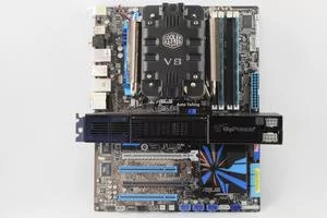 000000C803498196-photo-cooler-master-v8.jpg