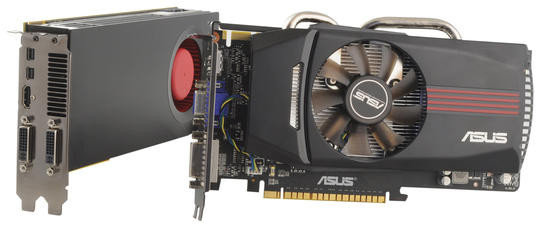 0221000004141782-photo-amd-radoen-hd-6790-asus-gtx550-ti-directcu-top.jpg