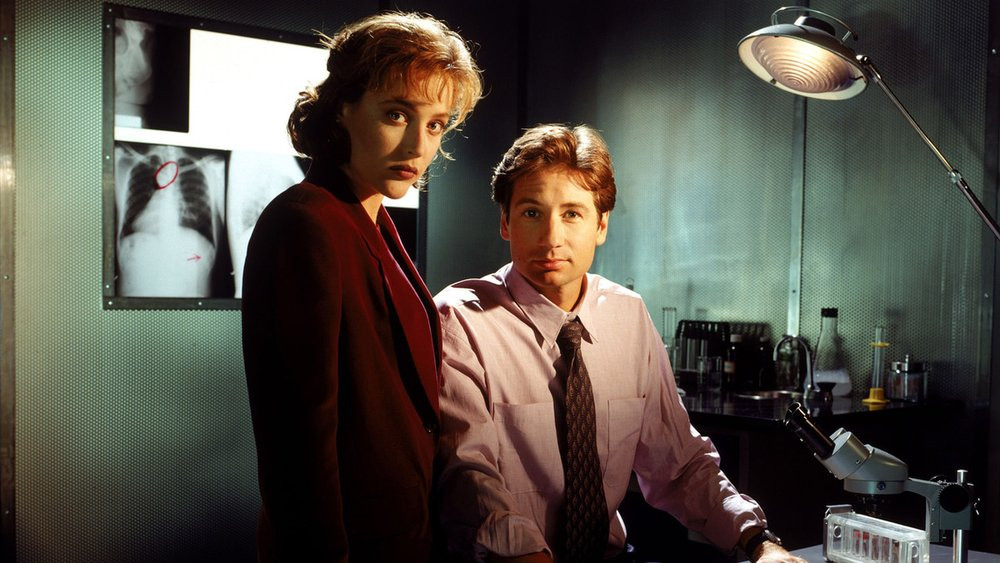 03E8000008333832-photo-x-files-aux-frontieres-du-reel.jpg