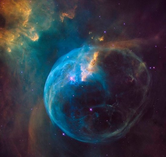 0226000008421102-photo-bubble-nebula.jpg
