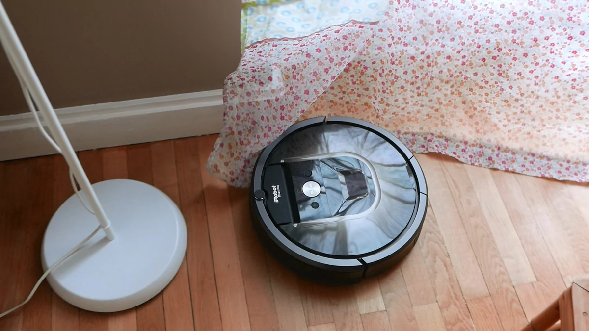 08330874-photo-roomba-980.jpg