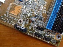 00D2000000057234-photo-leadtek-k7ncr18d-pro-correction-du-firewire.jpg
