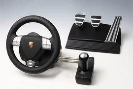 000000B402670020-photo-fanatec-porsche-911-turbo-s.jpg