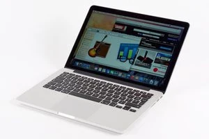 012C000007990536 Photo MacBook pro-13-2015.jpg