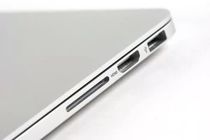 012C000007990542-photo-macbook-pro-13-2015.jpg